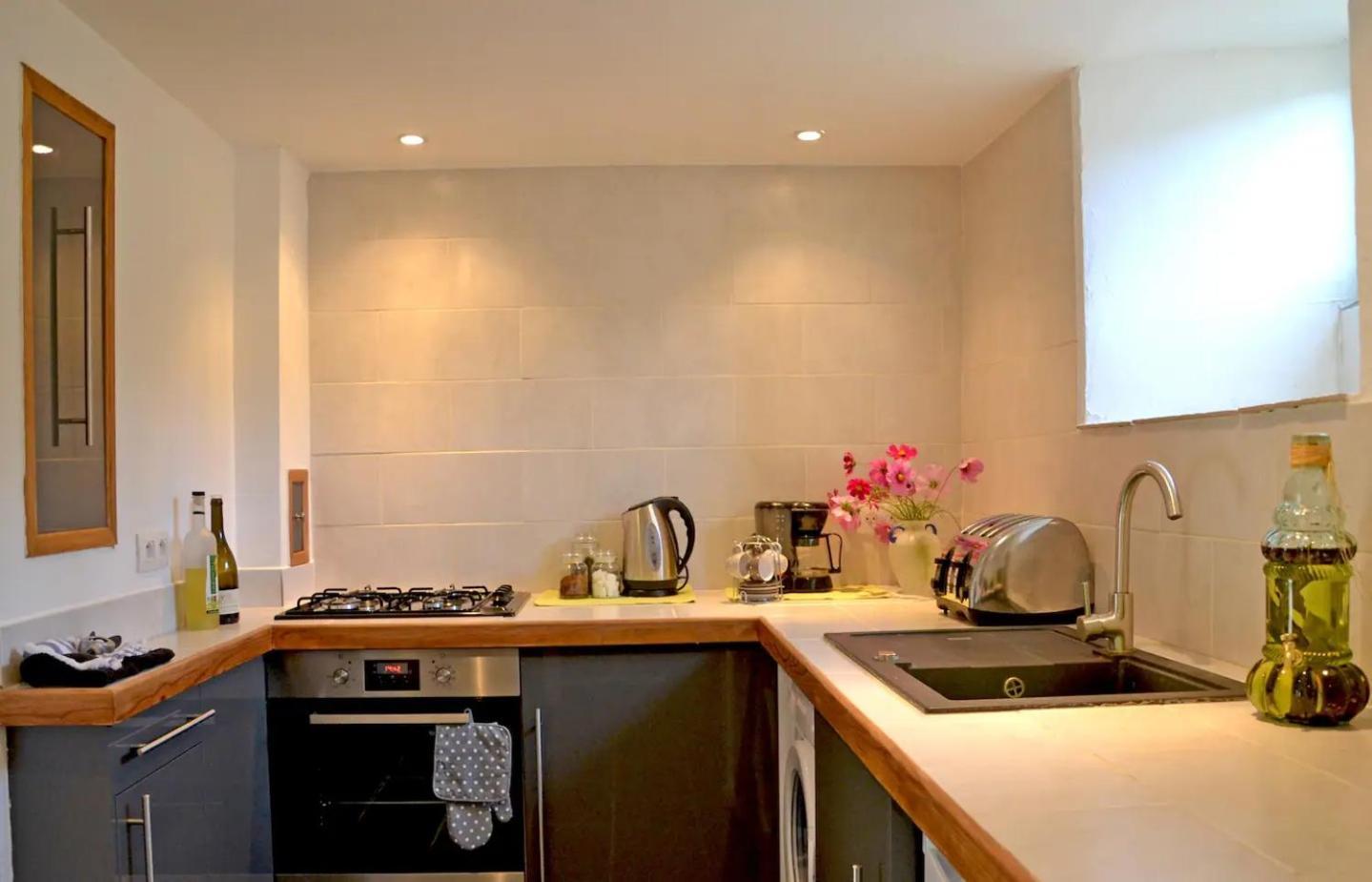 Domaine De La Matte Bed and Breakfast Conques-sur-Orbiel Δωμάτιο φωτογραφία